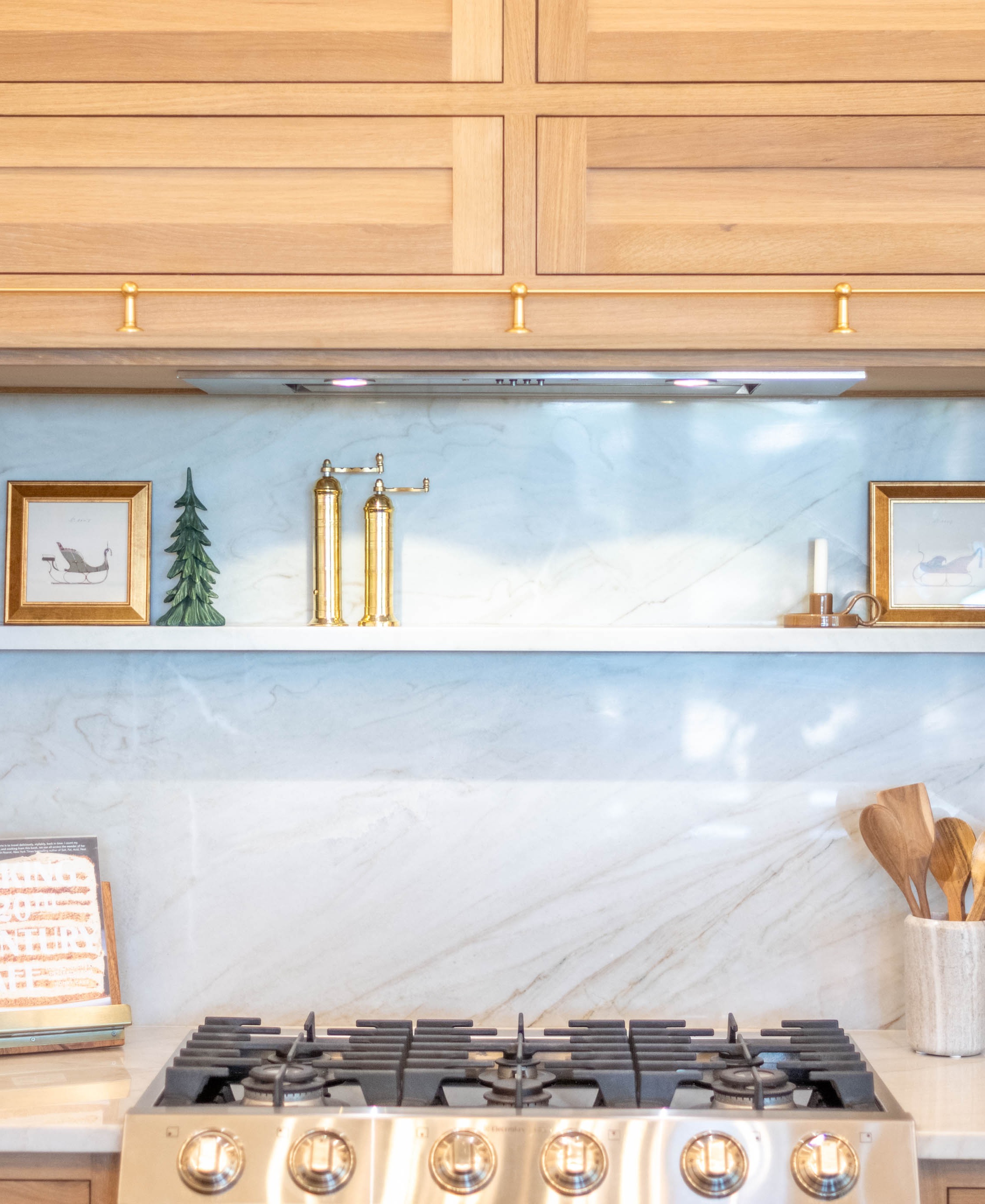 Interior design project by Savvy Designs by Vanessa