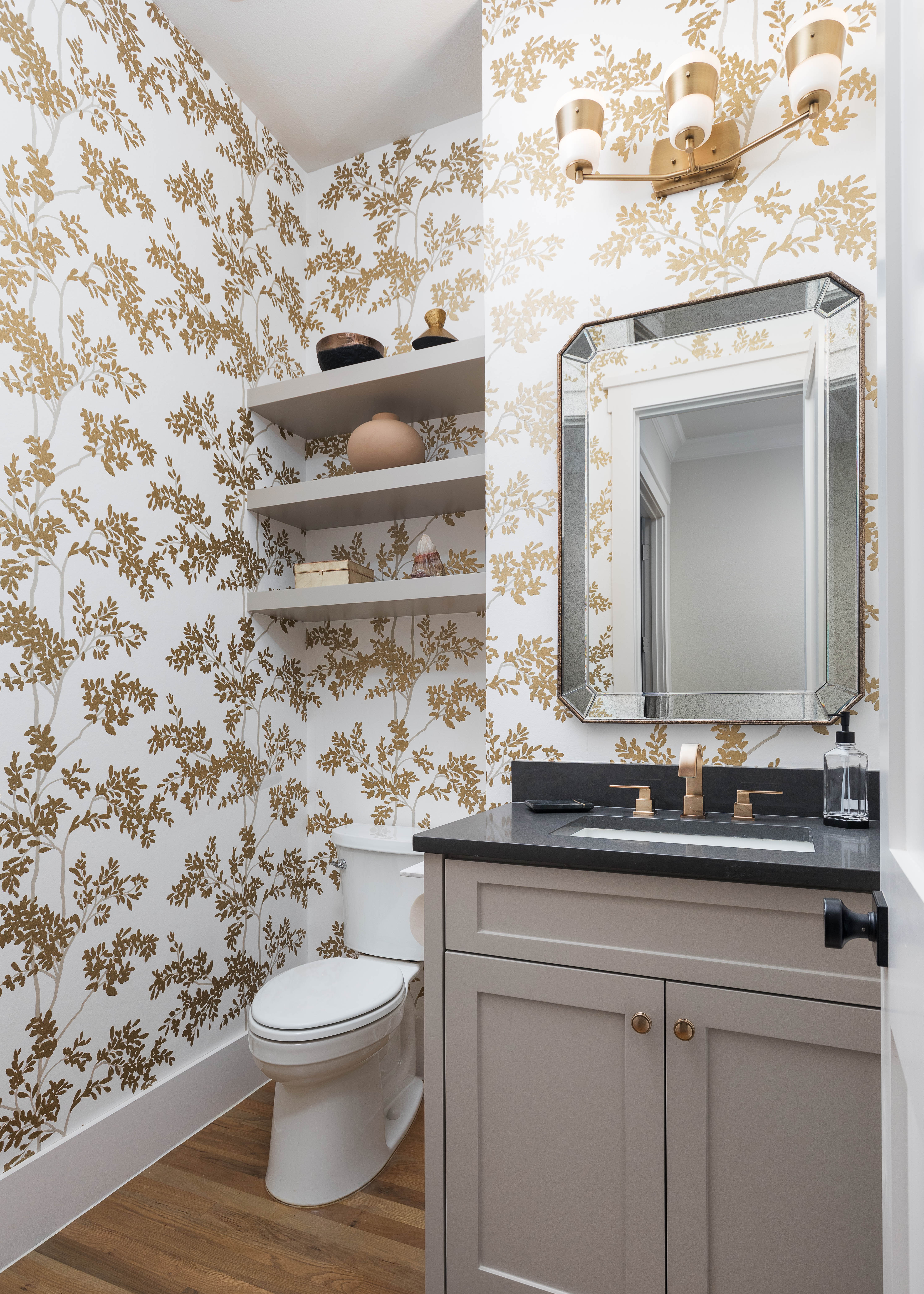 Interior design project by Savvy Designs by Vanessa