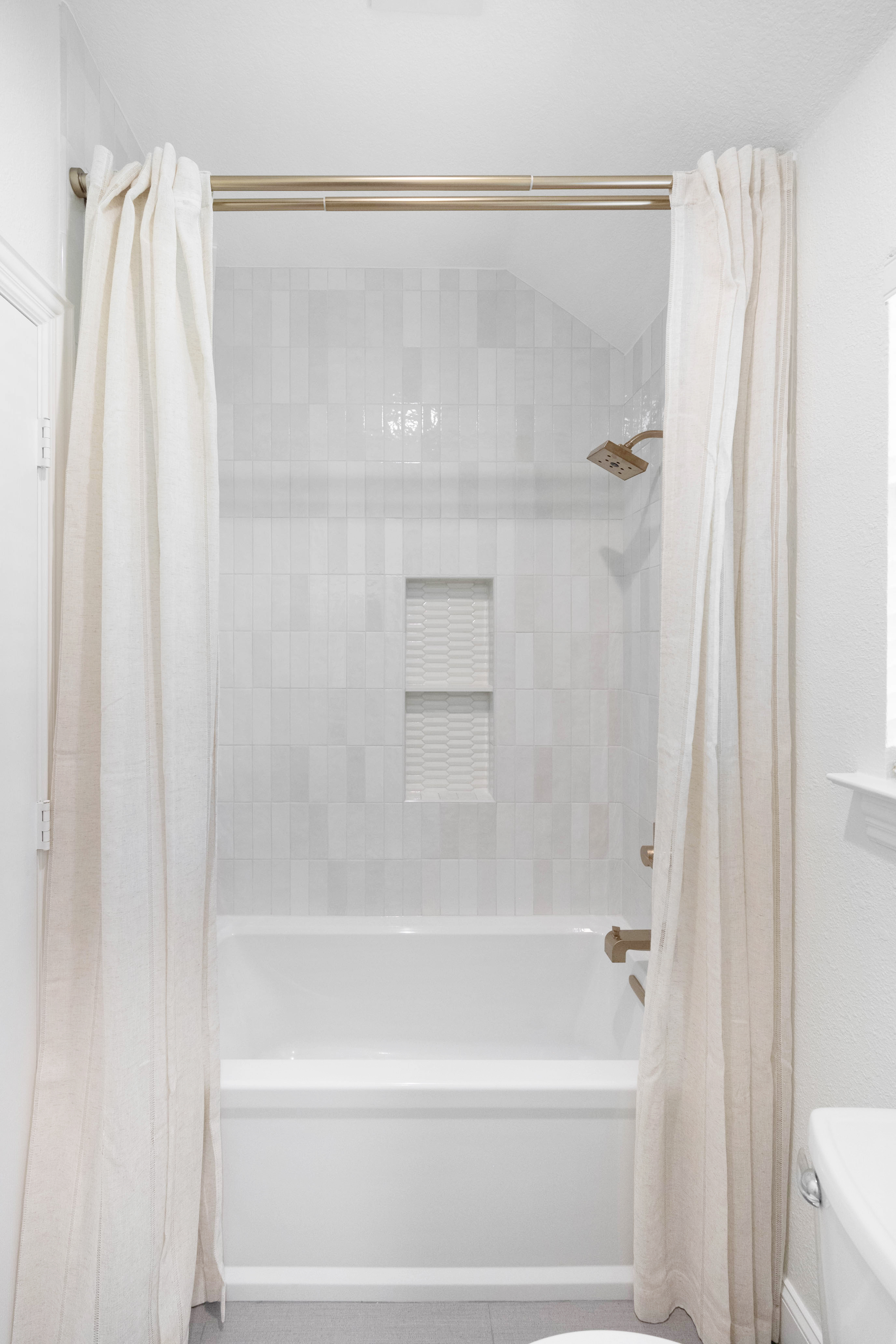 Interior design project by Savvy Designs by Vanessa